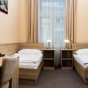 Dreibettzimmer